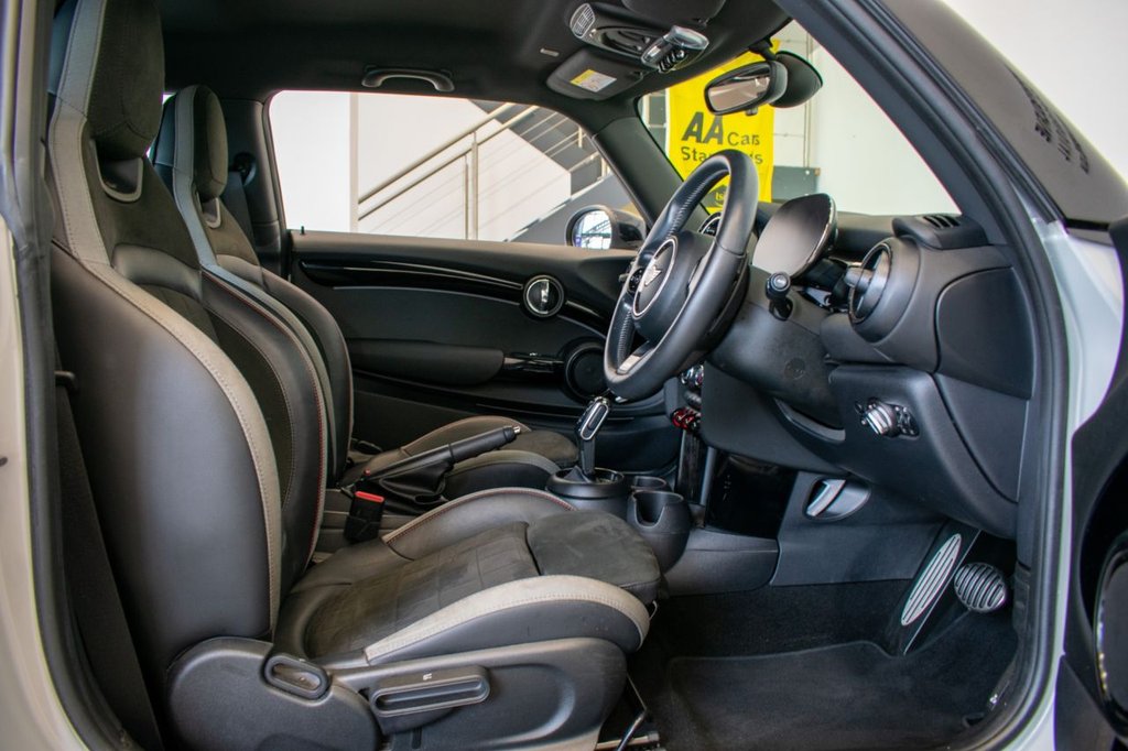 Used MINI Hatch 2021 for sale - 76105441: Photo 6