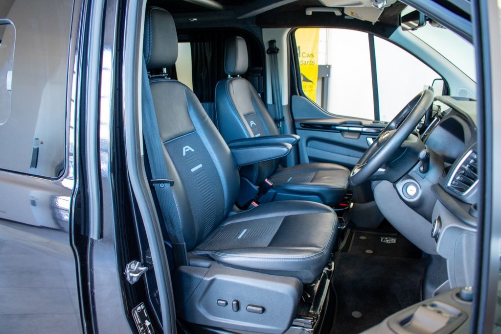 Used Ford Transit Custom 2023 for sale - 76654676: Photo 2