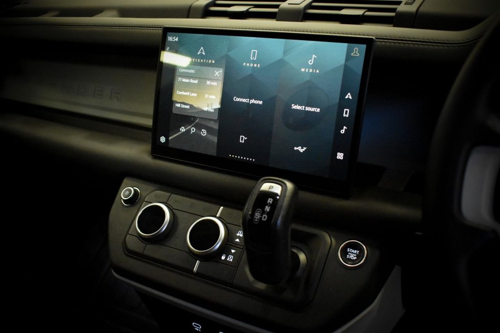 Used Land Rover Defender 2024 for sale - 77546869: Photo 13