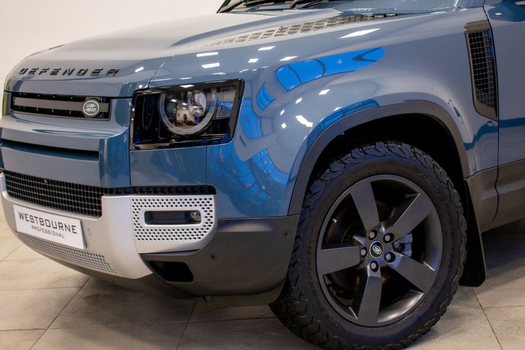 Used Land Rover Defender 2024 for sale - 77546869: Photo 15