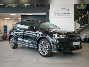 Audi - Q3