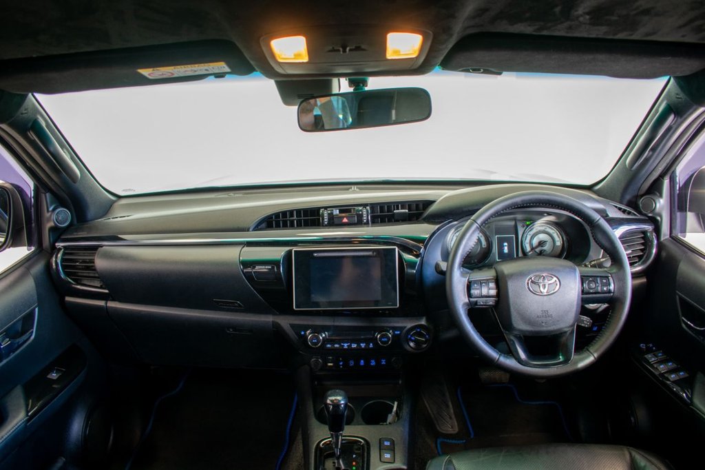 Used Toyota Hilux 2019 for sale - 77383858: Photo 13