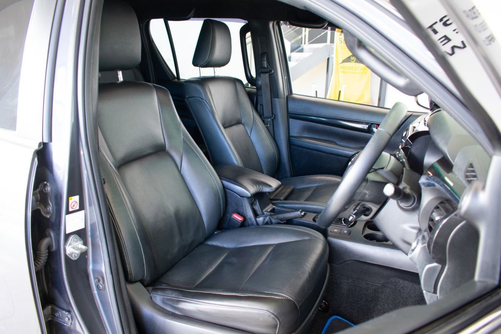 Used Toyota Hilux 2019 for sale - 77383858: Photo 2