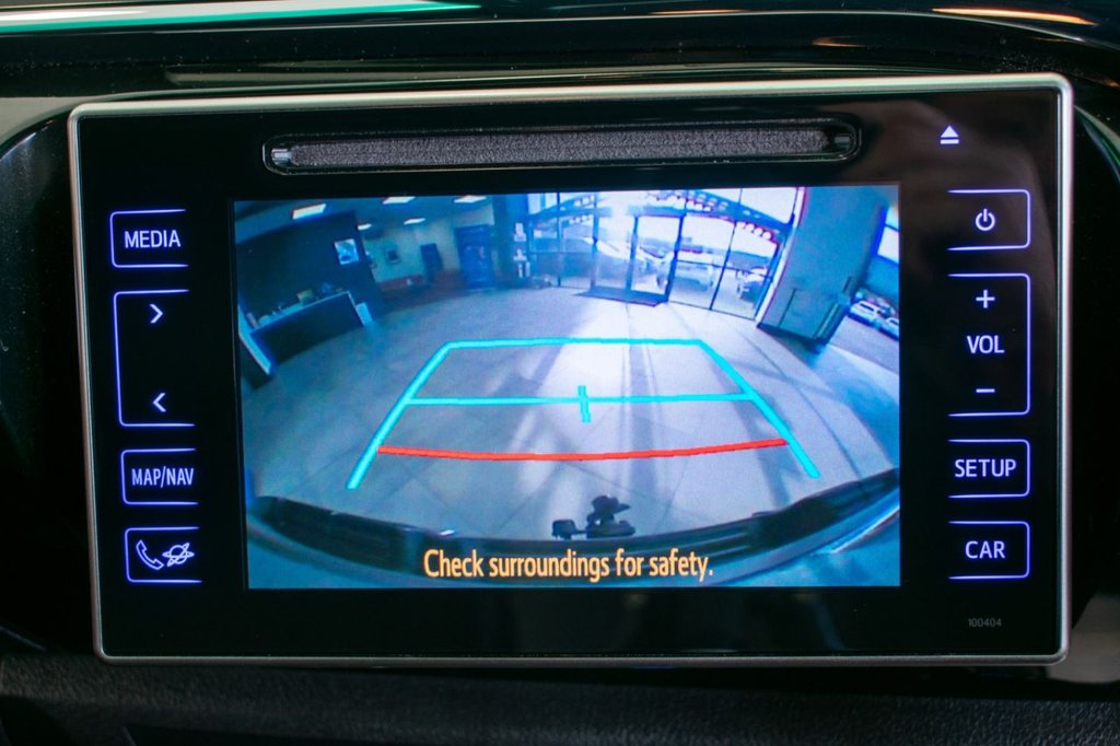 Used Toyota Hilux 2019 for sale - 77383858: Photo 23