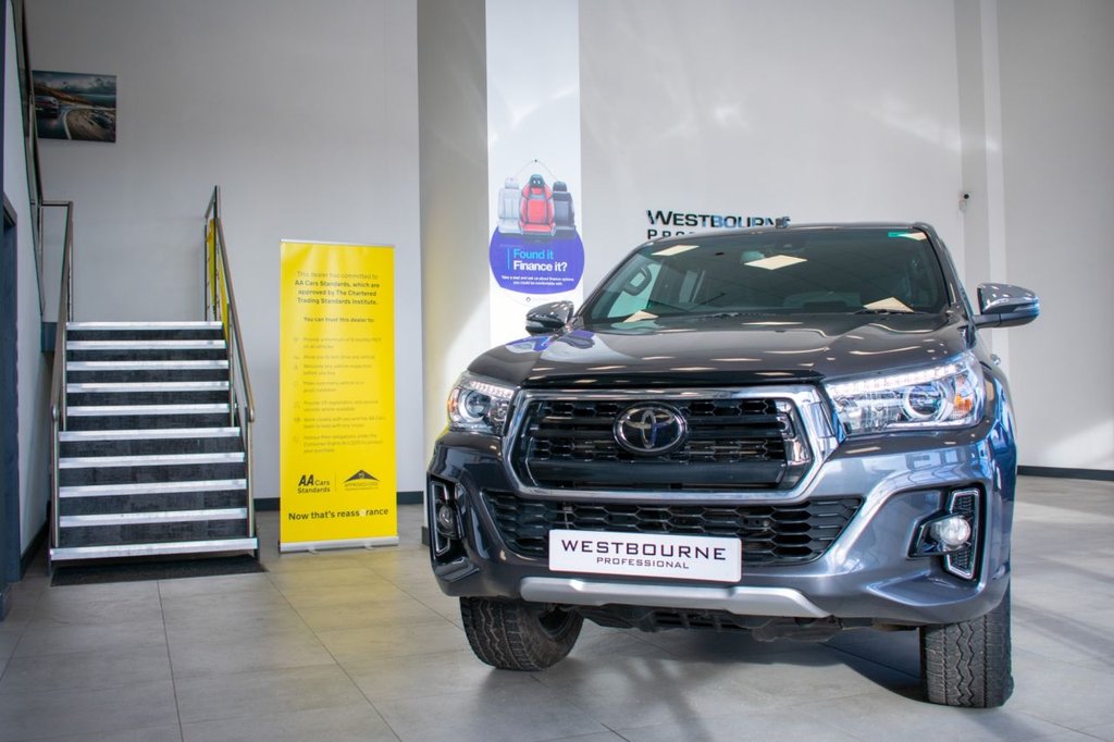 Used Toyota Hilux 2019 for sale - 77383858: Photo 29