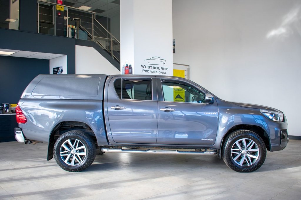 Used Toyota Hilux 2019 for sale - 77383858: Photo 3