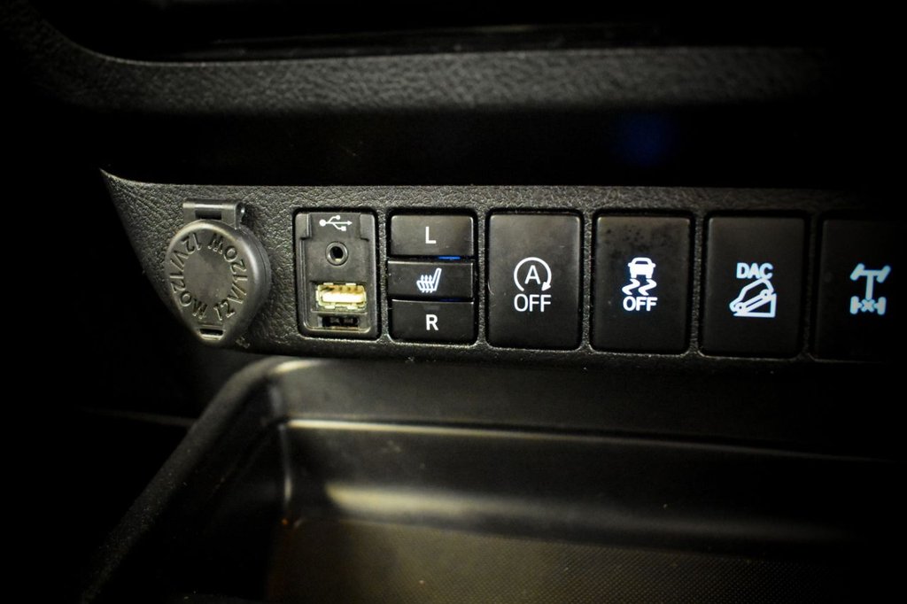 Used Toyota Hilux 2019 for sale - 77383858: Photo 30