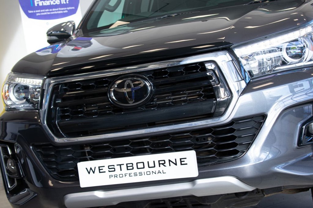 Used Toyota Hilux 2019 for sale - 77383858: Photo 38