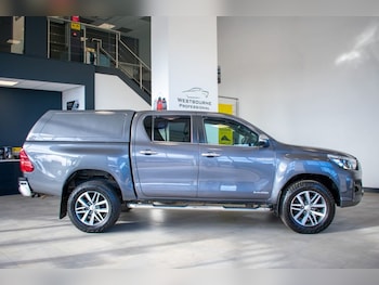 Used Toyota Hilux 2019 for sale - 77383858: Photo