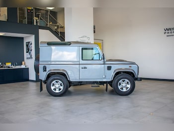 Used Land Rover Defender 2011 for sale - 75384242: Photo