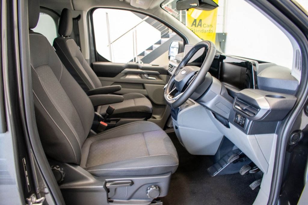 Used Ford Tourneo Custom 2024 for sale - 76570640: Photo 6
