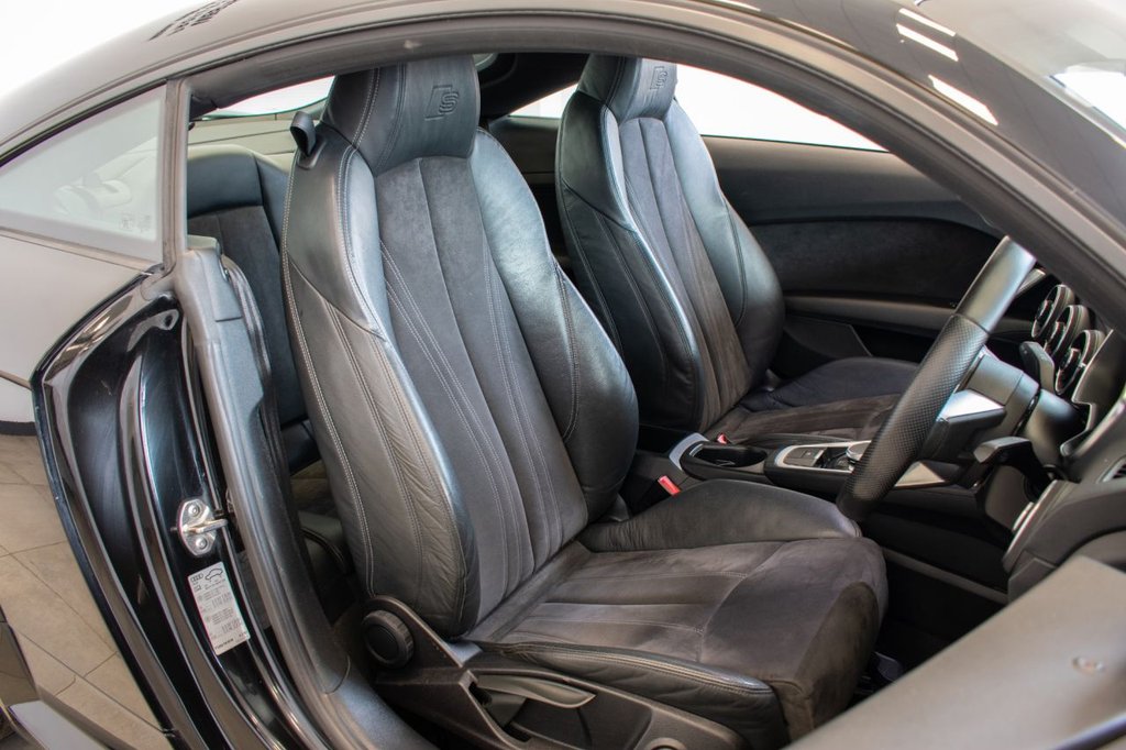 Used Audi TT 2015 for sale - 77919903: Photo 2