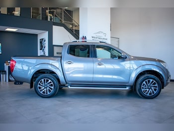Used Nissan Navara 2018 for sale - 78350484: Photo