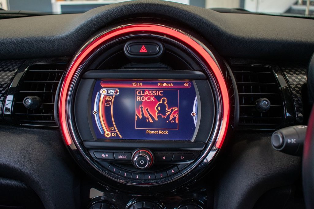 Used MINI Hatch 2015 for sale - 76820499: Photo 19