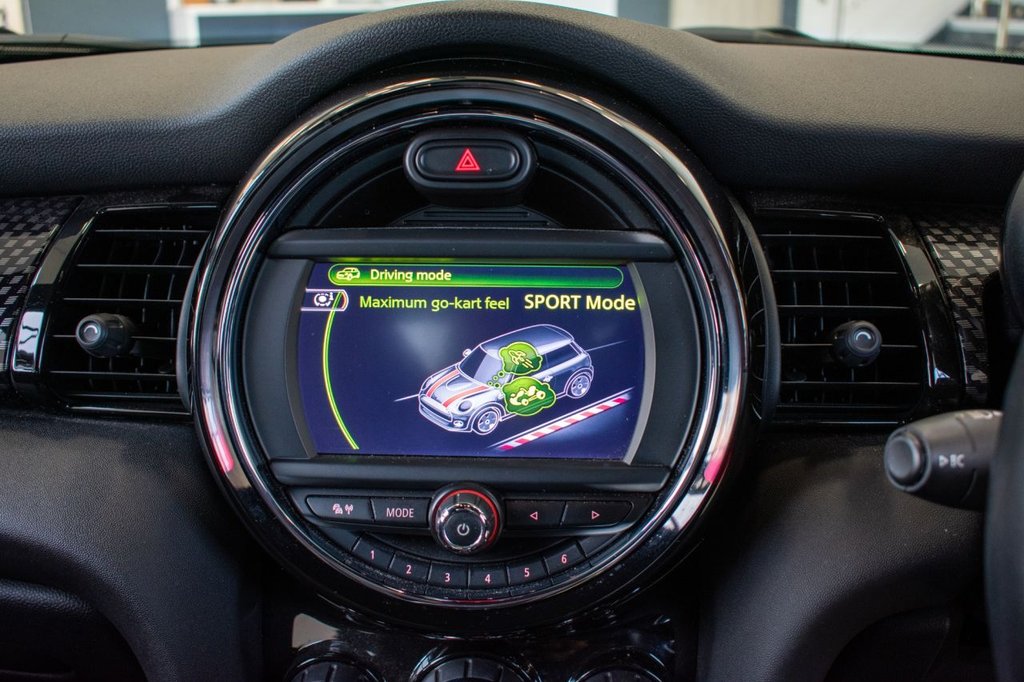 Used MINI Hatch 2015 for sale - 76820499: Photo 21