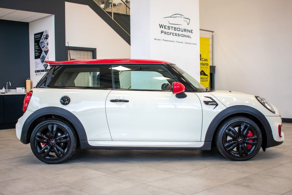 Used MINI Hatch 2015 for sale - 76820499: Photo 3