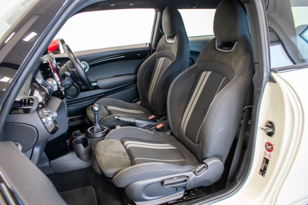 Used MINI Hatch 2015 for sale - 76820499: Photo 9