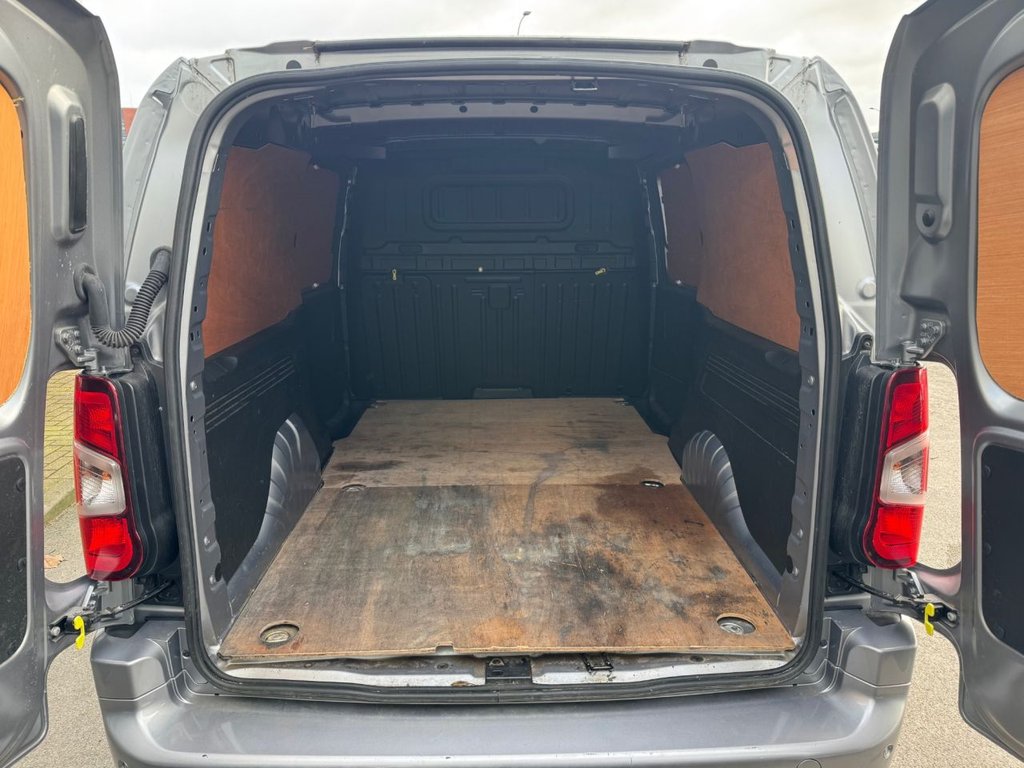 Used Vauxhall Combo 2023 for sale - 77642254: Photo 5