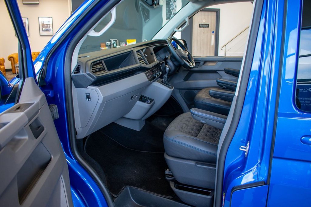 Used Volkswagen Transporter 2024 for sale - 76632209: Photo 13