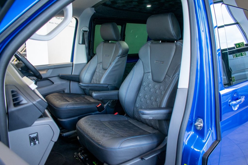 Used Volkswagen Transporter 2024 for sale - 76632209: Photo 9