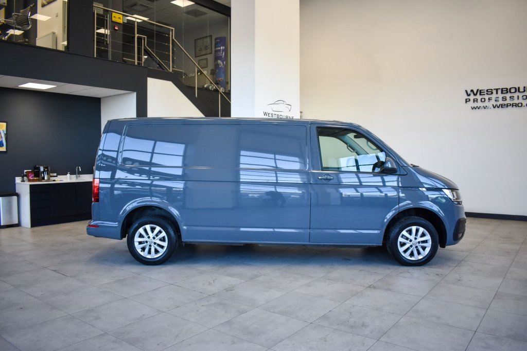 Used Volkswagen Transporter 2022 for sale - 77368905: Photo 3