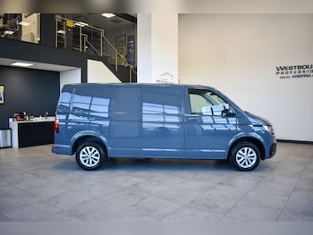Used Volkswagen Transporter 2022 for sale - 77368905: Photo