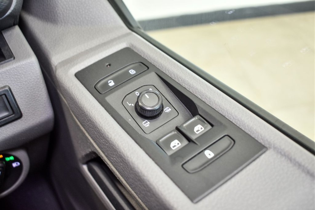 Used Volkswagen Transporter 2022 for sale - 76686096: Photo 35