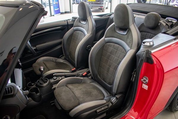 Used MINI Convertible 2021 for sale - 76162797: Photo 10