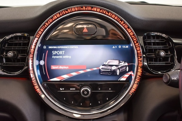 Used MINI Convertible 2021 for sale - 76162797: Photo 31