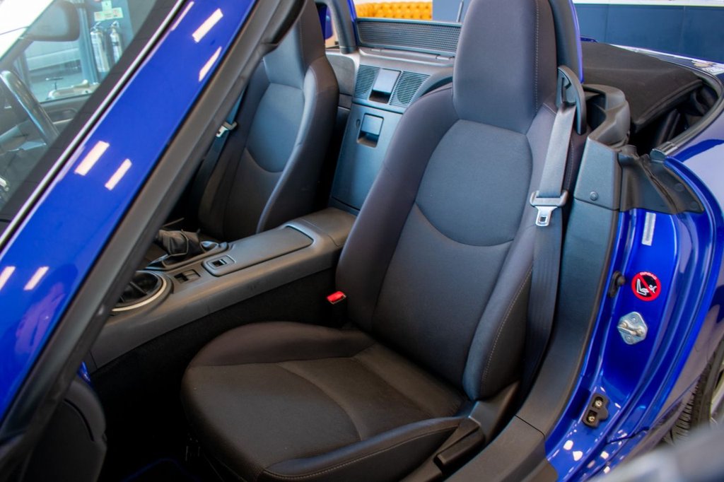 Used Mazda MX-5 2010 for sale - 77139589: Photo 9