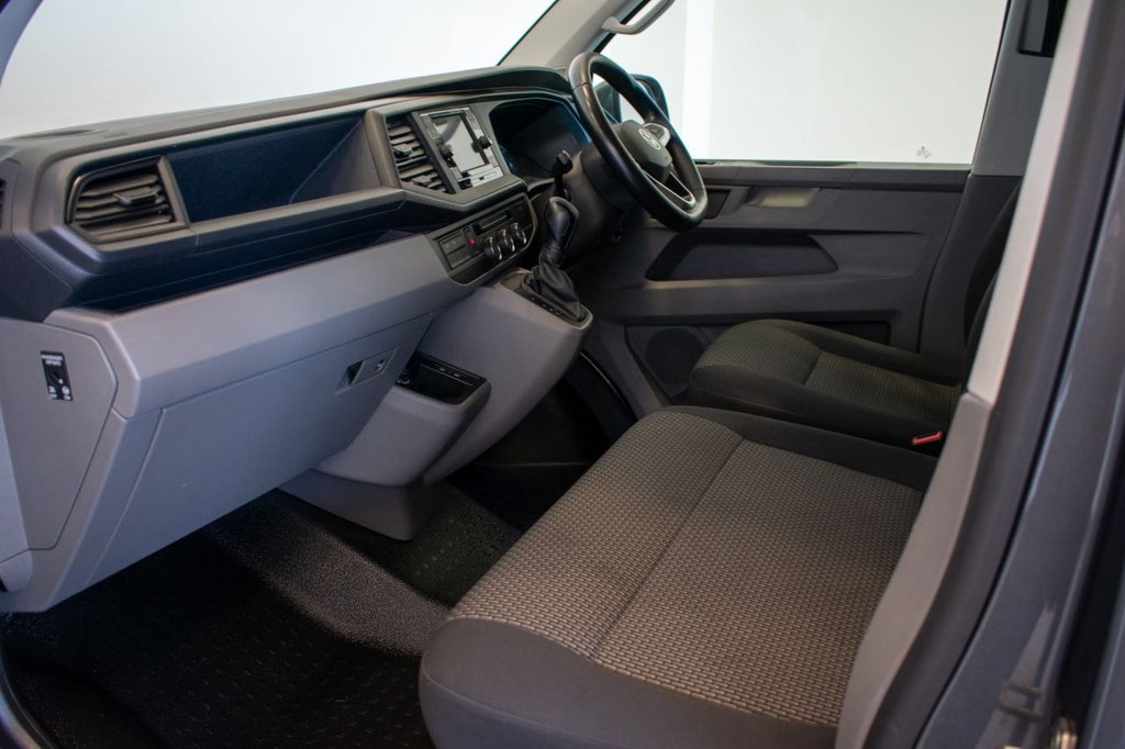 Used Volkswagen Transporter 2023 for sale - 77667372: Photo 13