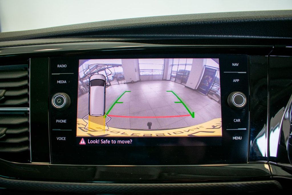 Used Volkswagen Caravelle 2020 for sale - 77849841: Photo 30