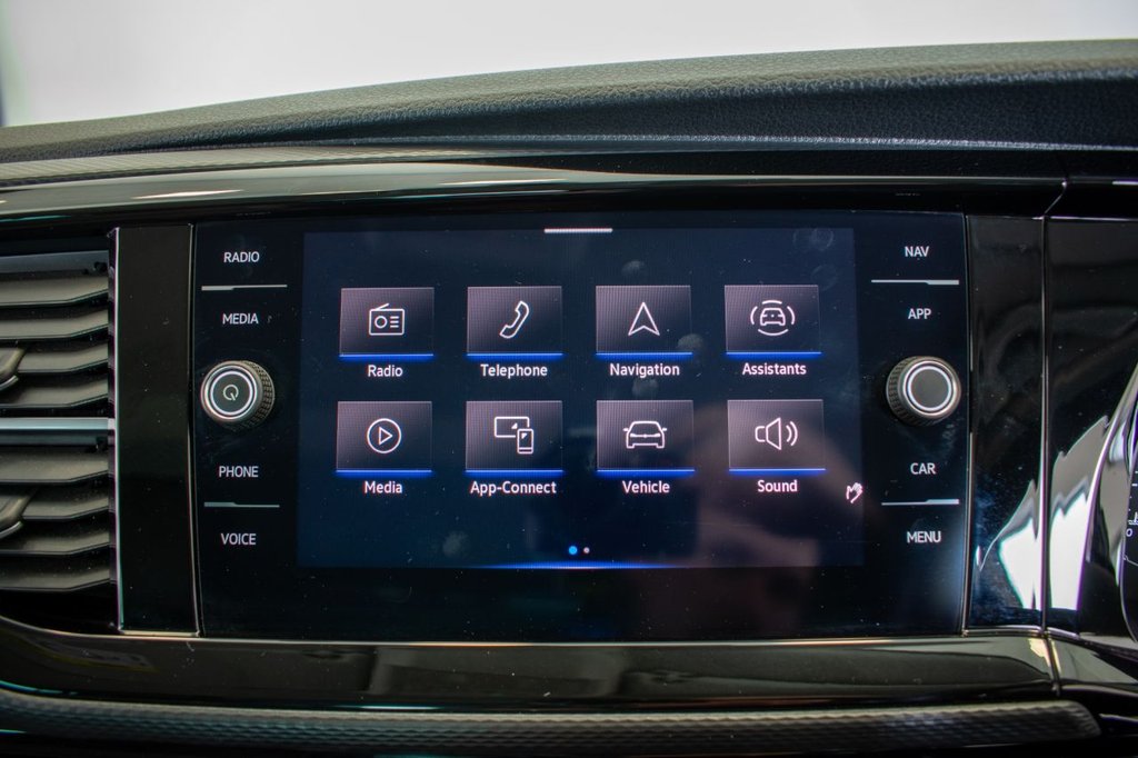 Used Volkswagen Caravelle 2020 for sale - 77849841: Photo 36