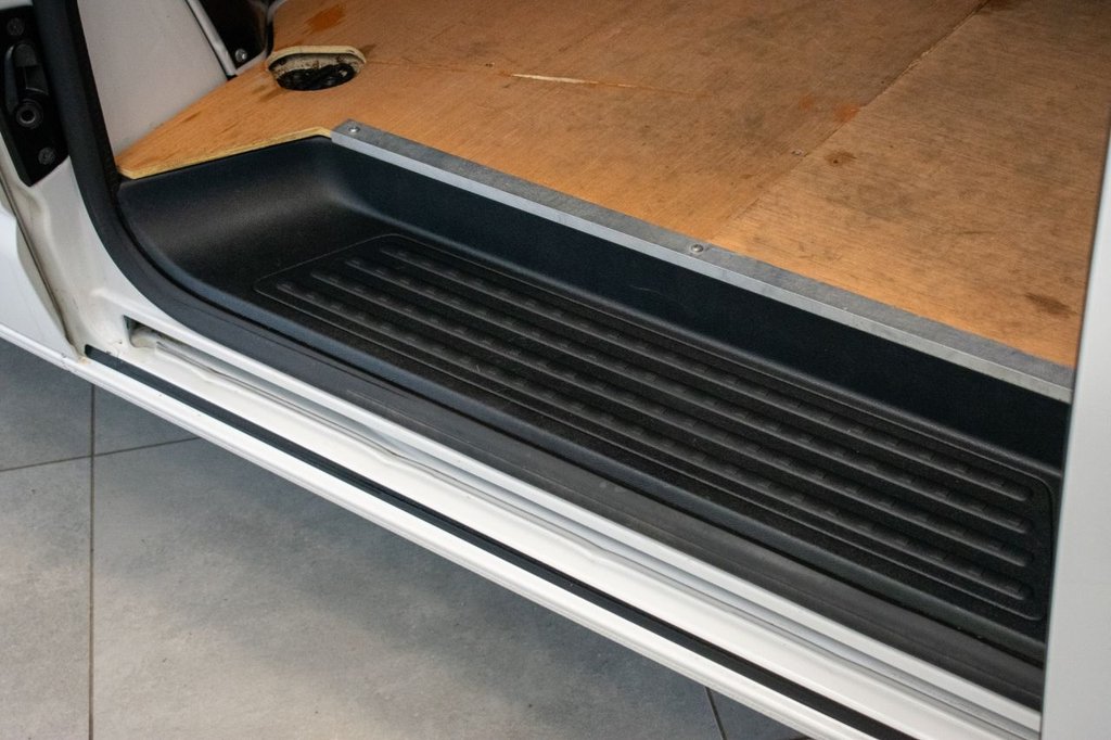 Used Volkswagen Transporter 2024 for sale - 78110670: Photo 27