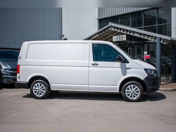 Used Volkswagen Transporter 2019 for sale - 79072178: Photo