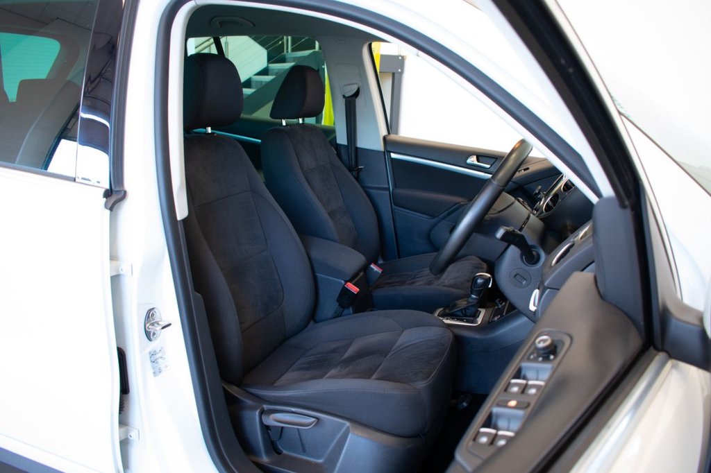 Used Volkswagen Tiguan 2015 for sale - 77692940: Photo 2