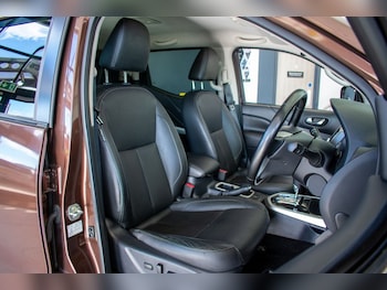 Used Nissan Navara 2019 for sale - 78597437: Photo