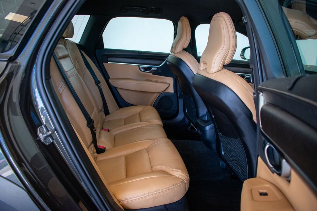 Used Volvo V90 Cross Country 2018 for sale - 78110371: Photo 15