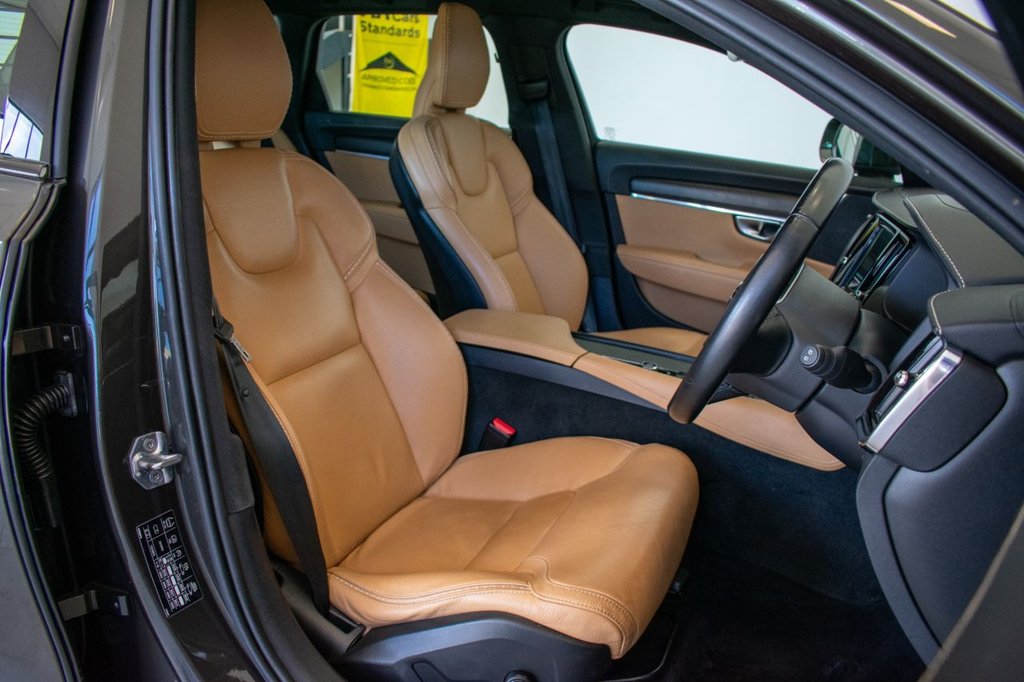 Used Volvo V90 Cross Country 2018 for sale - 78110371: Photo 2