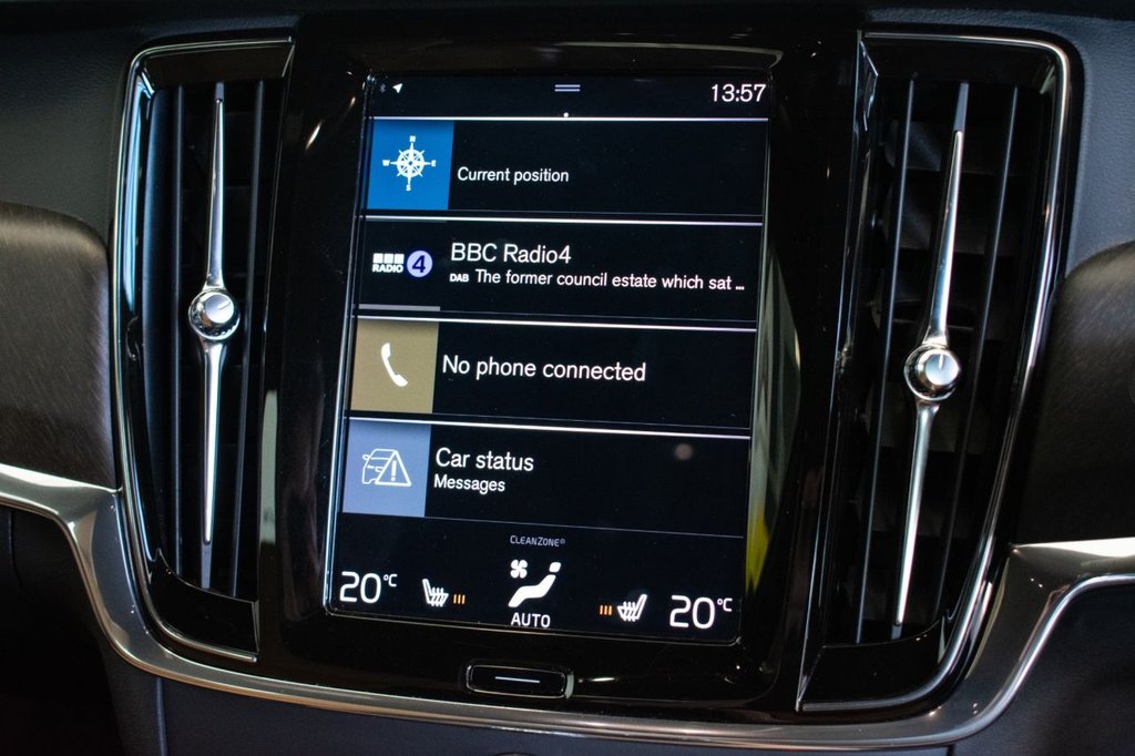 Used Volvo V90 Cross Country 2018 for sale - 78110371: Photo 21