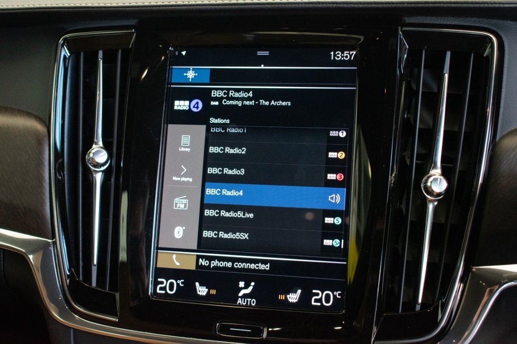 Used Volvo V90 Cross Country 2018 for sale - 78110371: Photo 23