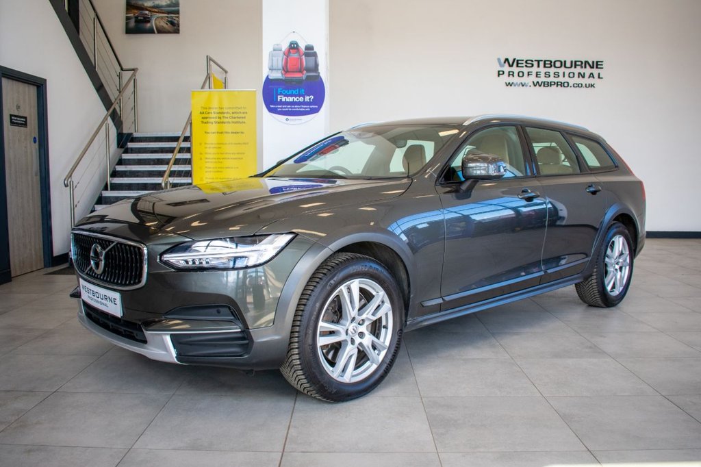 Used Volvo V90 Cross Country 2018 for sale - 78110371: Photo 7