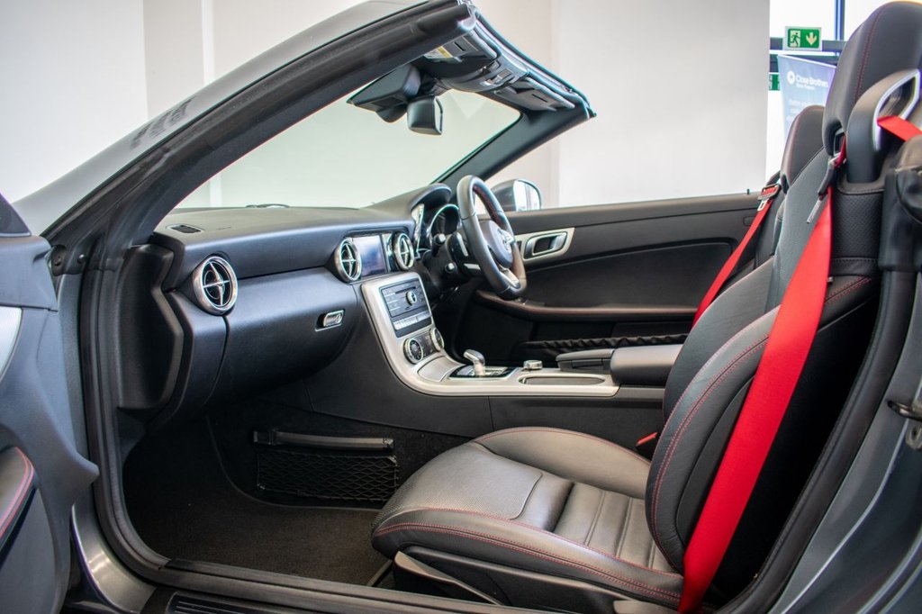 Used Mercedes-Benz SLC 2018 for sale - 77153035: Photo 13