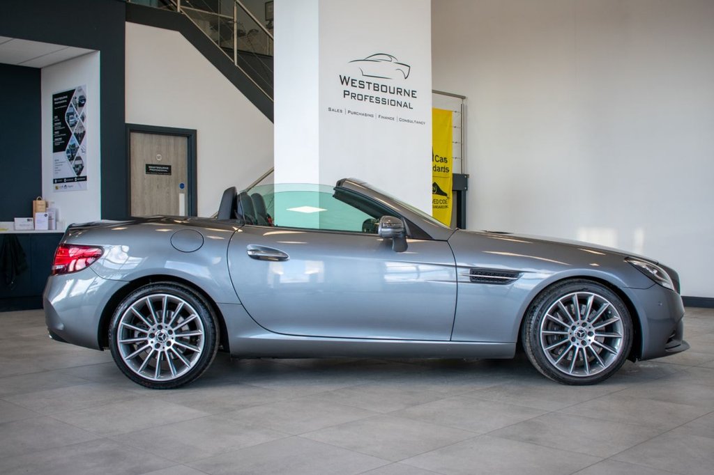 Used Mercedes-Benz SLC 2018 for sale - 77153035: Photo 3