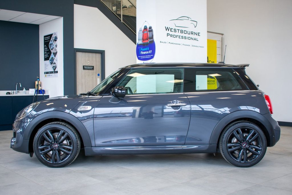 Used MINI Hatch 2019 for sale - 78082617: Photo 10