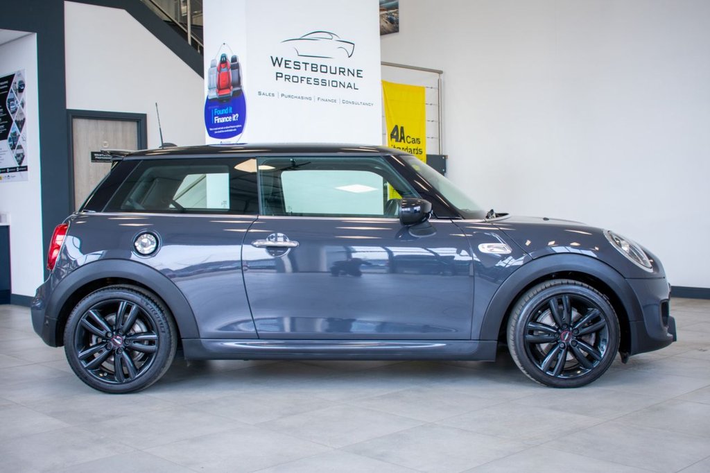 Used MINI Hatch 2019 for sale - 78082617: Photo 3