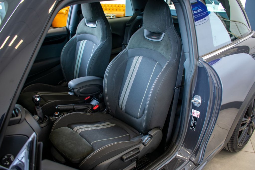 Used MINI Hatch 2019 for sale - 78082617: Photo 9