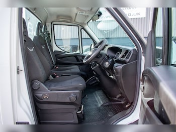 Used Iveco Daily 2021 for sale - 76304360: Photo 2