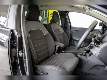 Used Dacia Jogger 2023 for sale - 76202412: Photo 2