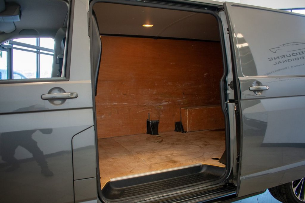 Used Volkswagen Transporter 2019 for sale - 76367491: Photo 15